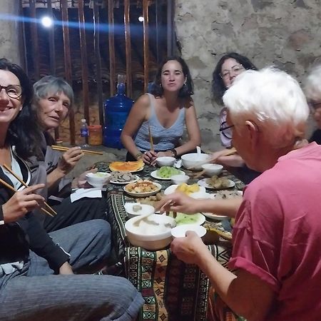 Trieu Hoan Homestay Каобанг Екстер'єр фото