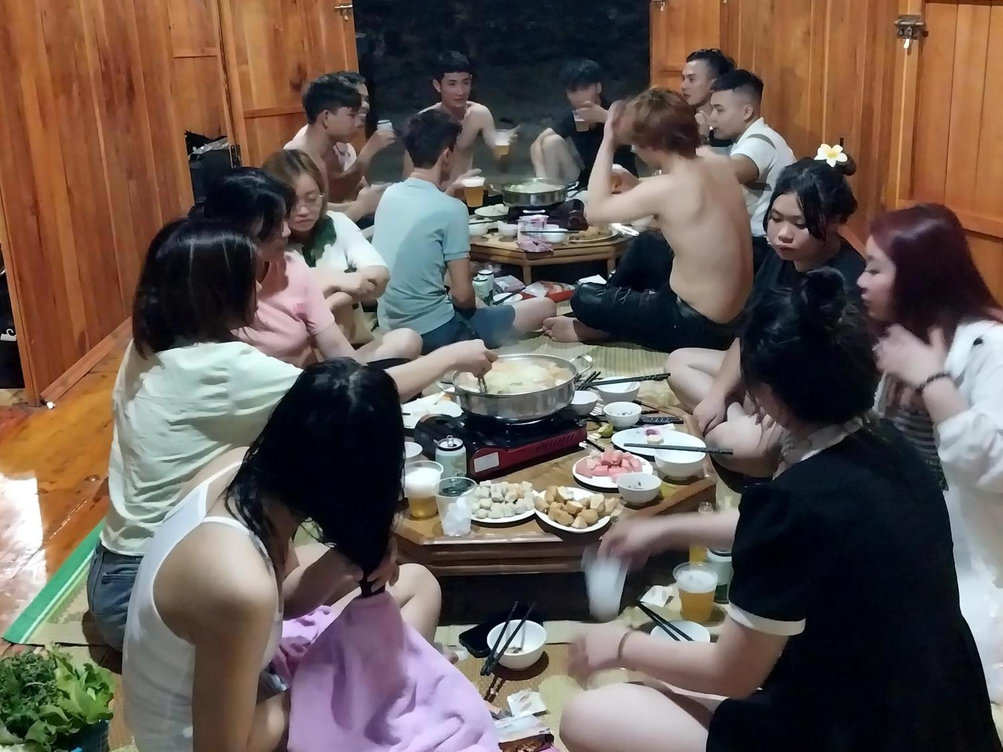 Trieu Hoan Homestay Каобанг Номер фото