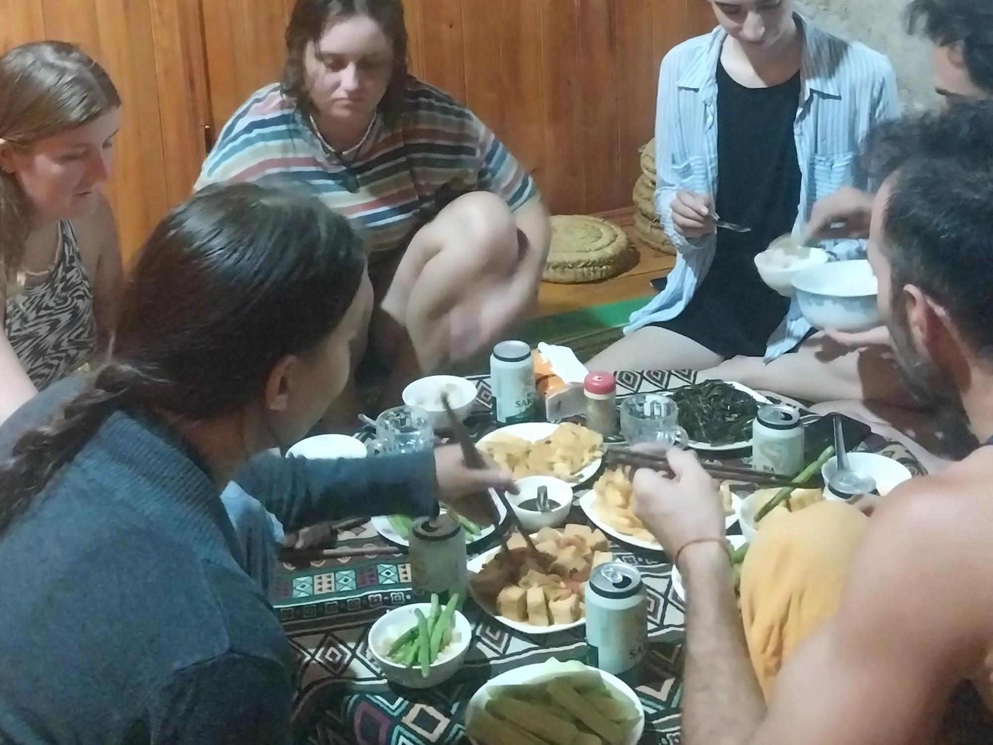 Trieu Hoan Homestay Каобанг Номер фото